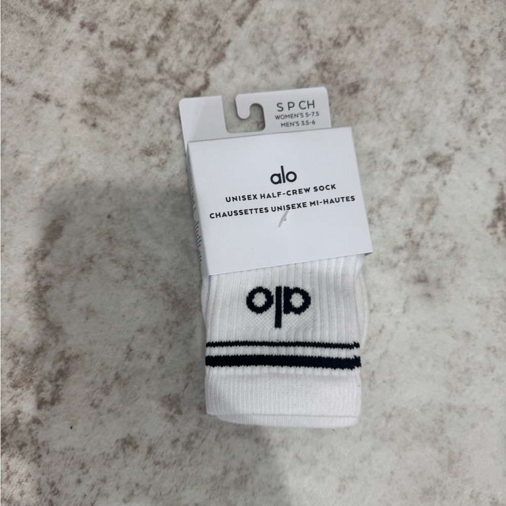ALO yoga Unisex Half-Crew Throwback Sock size small - Picture 2 of 4